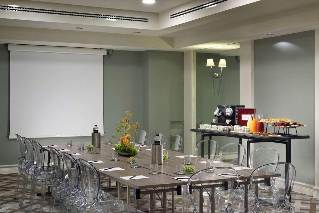 Hotel Leon's Place In Roma