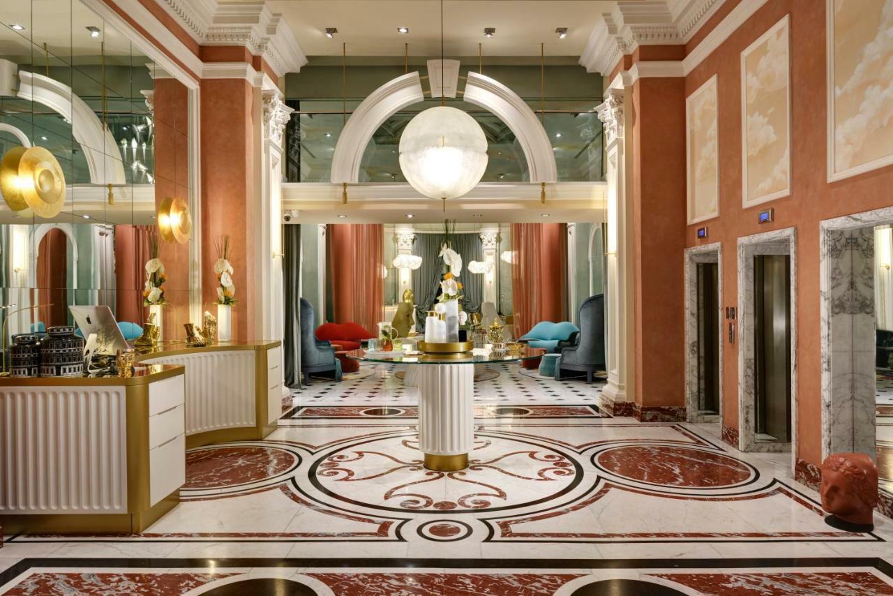 Hotel Leon's Place In Roma