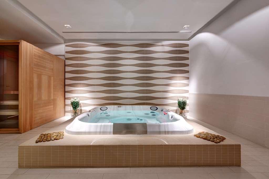 Leon's Place In 4* Roma