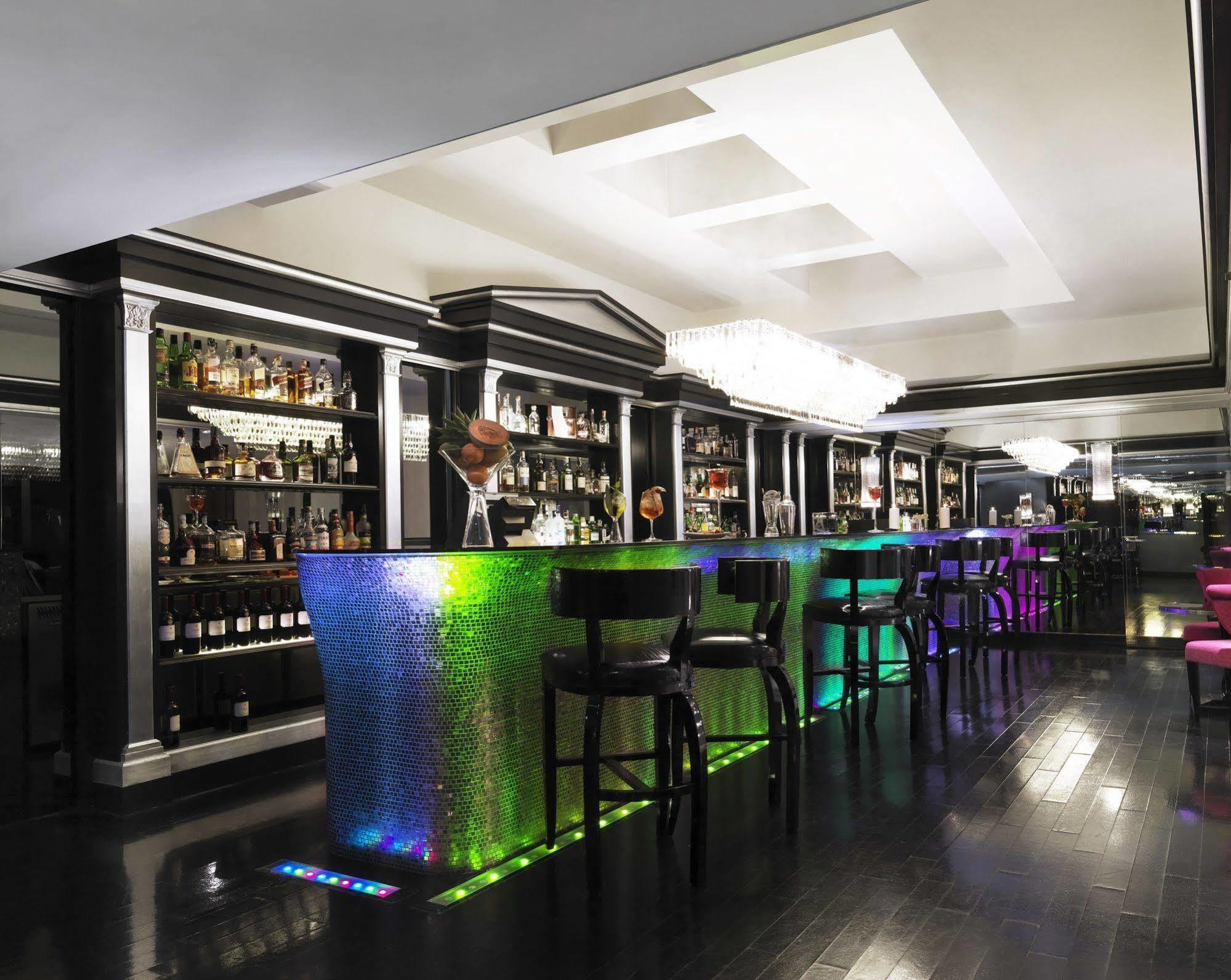 Leon's Place Hotel 4*